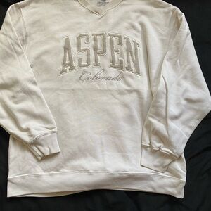 Hollister Cream V-Neck Sweater